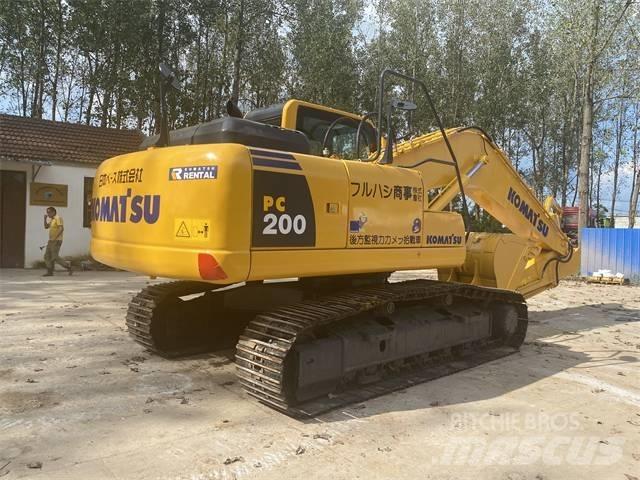 Komatsu PC200-8 Koparki gąsienicowe
