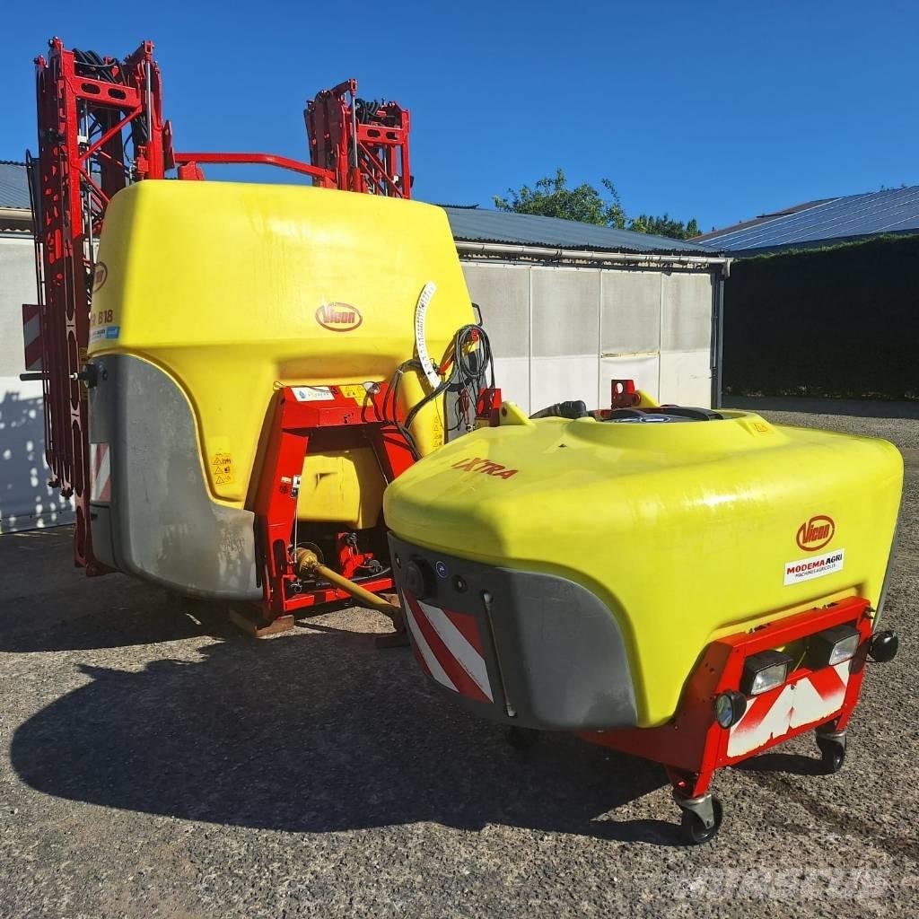 Vicon IXTER B 18 Zamontowane opryskiwacze