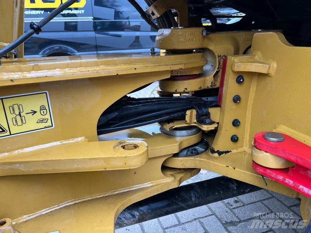 CAT 908M Ładowarki kołowe
