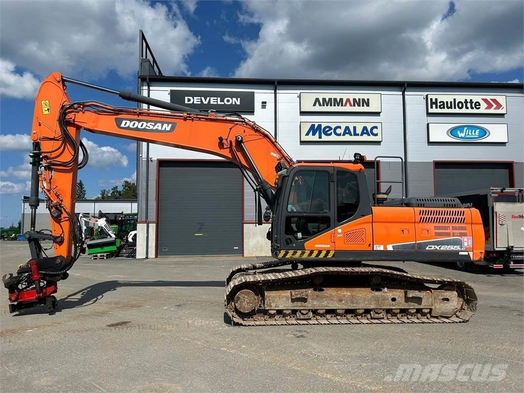 Doosan DX255LC-5 Koparki gąsienicowe