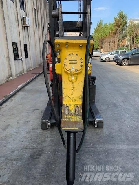 Atlas Copco SB 702 Młoty hydrauliczne