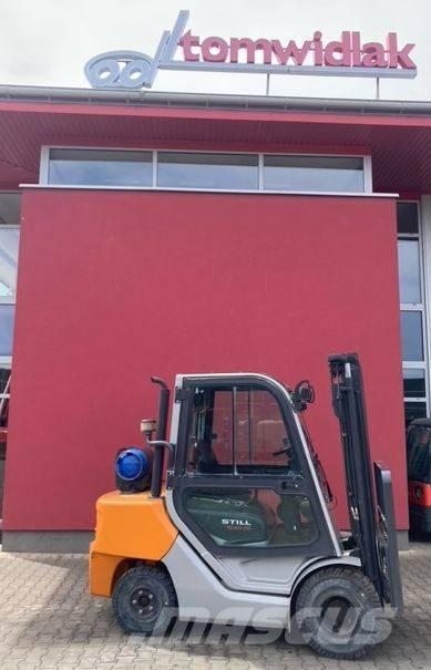 Still RC 40-35 Wózki LPG