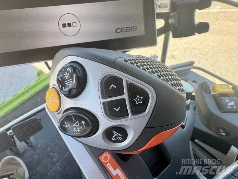CLAAS LEXION 8600 Kombajny zbożowe