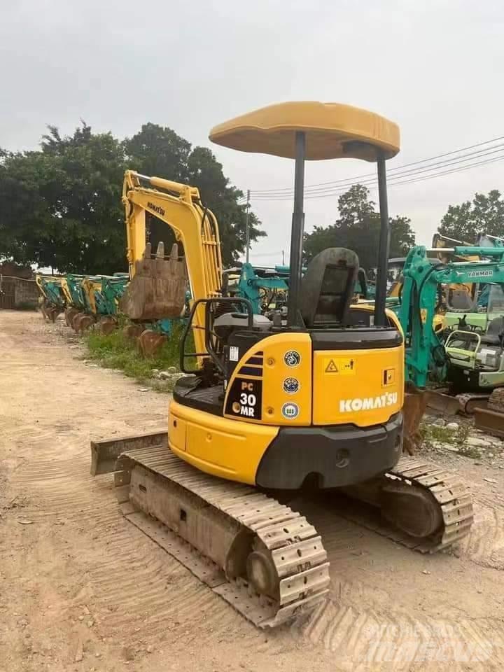 Komatsu PC 30 Koparki gąsienicowe