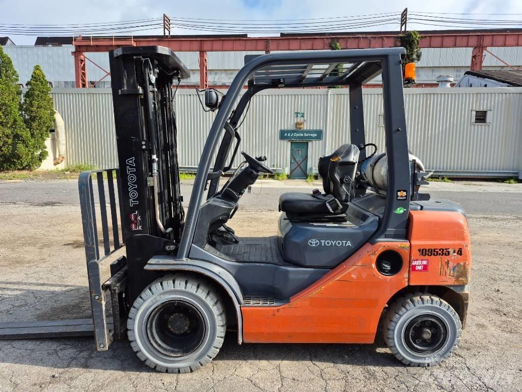 Toyota 8 FGU 25 Wózki widłowe inne
