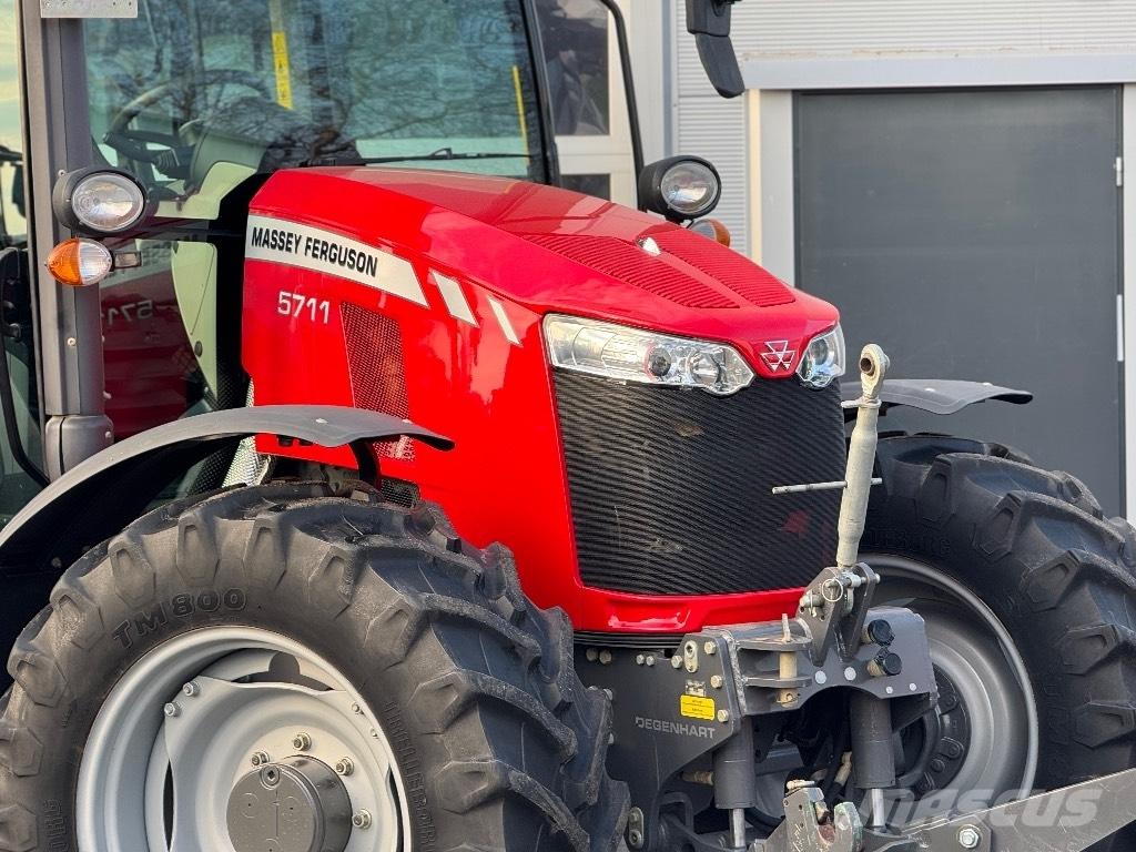 Massey Ferguson 5711 Ciągniki rolnicze