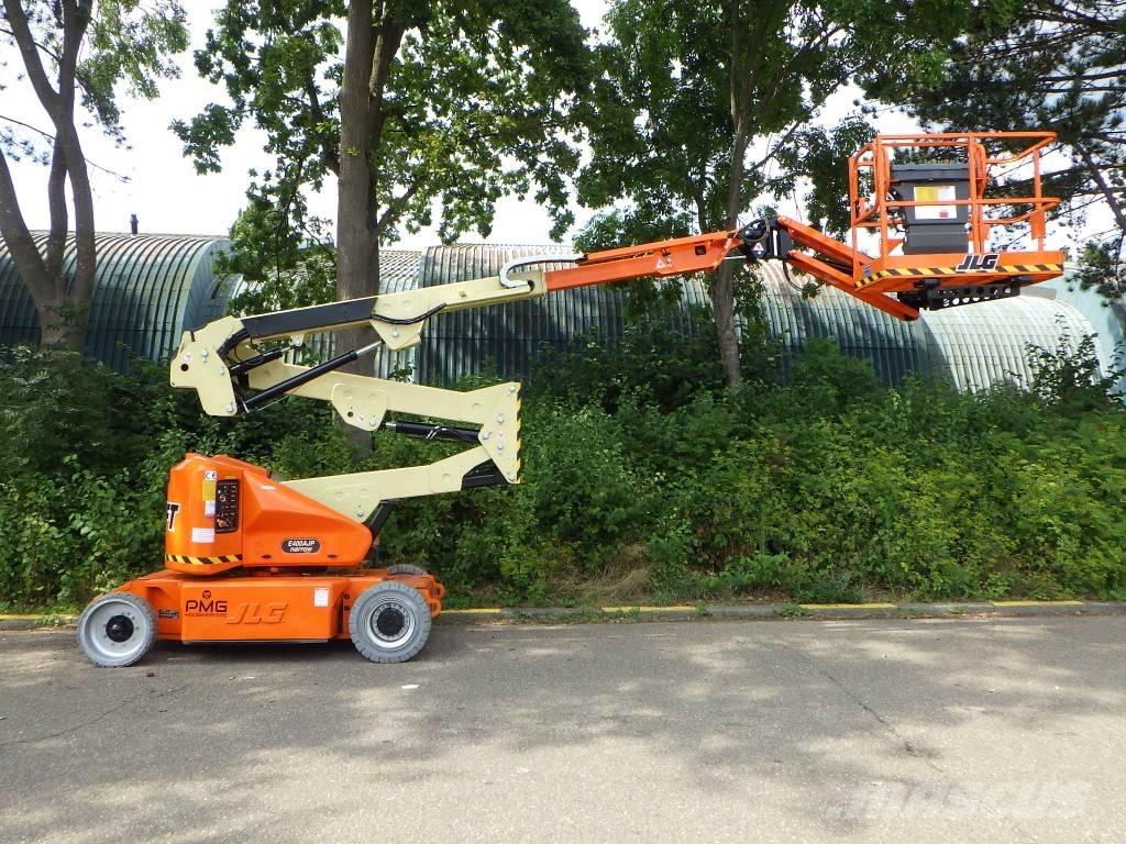 JLG E400AJPN Podnośniki przegubowe