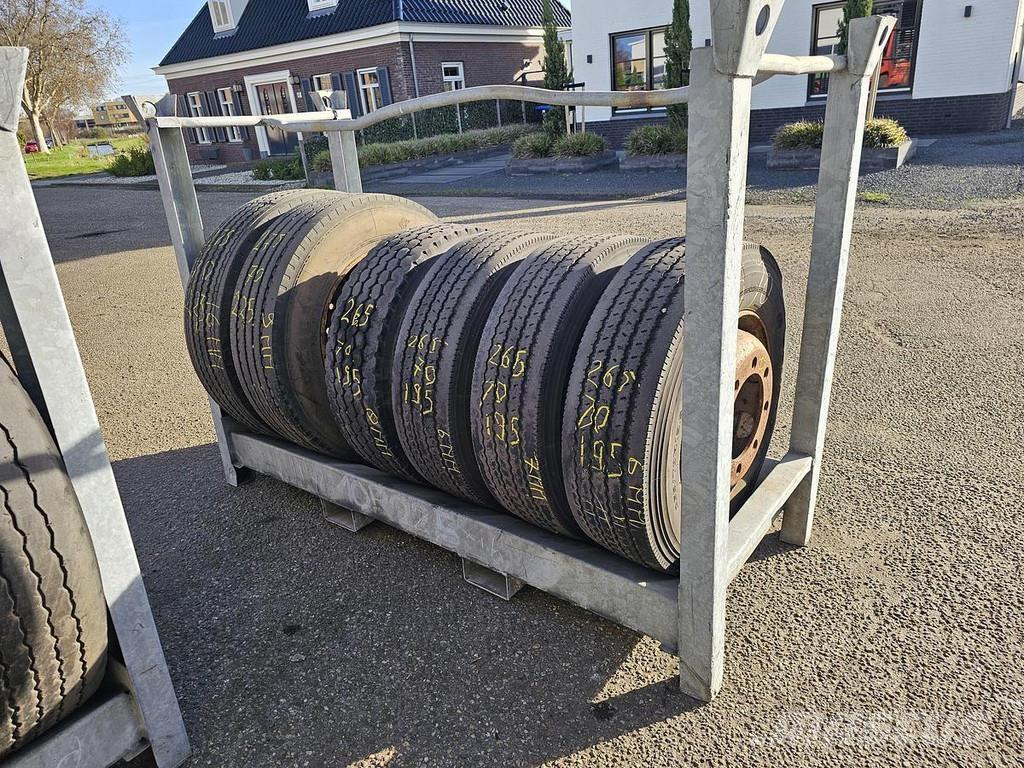 Continental  Przyczepy bez zabudowy