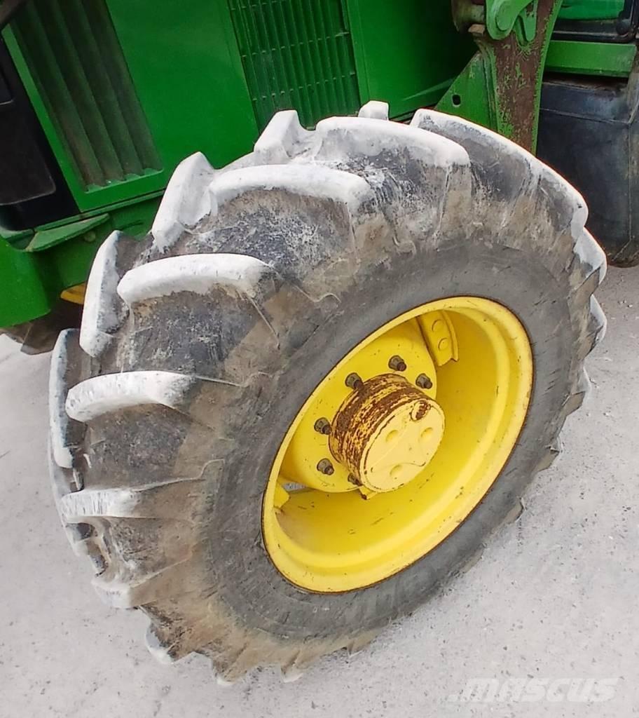 John Deere 6110 Ciągniki rolnicze