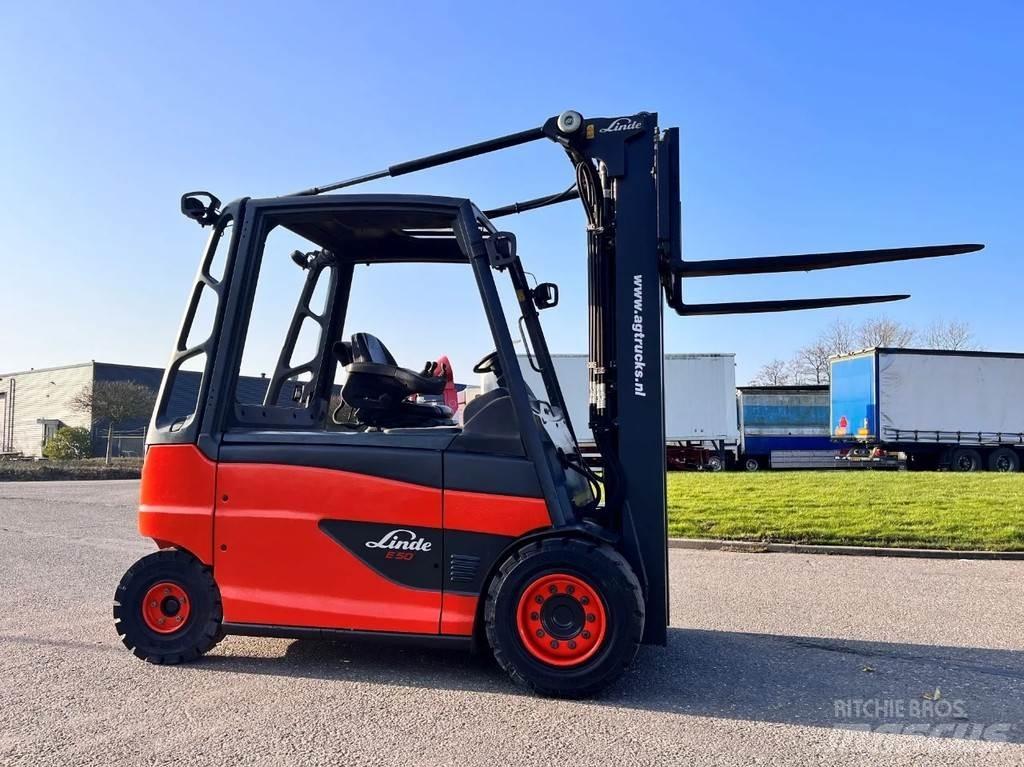 Linde E50HL-01 Wózki elektryczne
