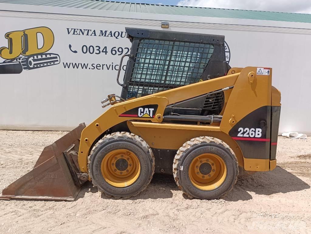 CAT 226 B Ładowarki burtowe