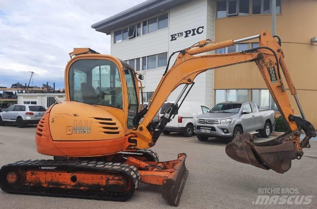 JCB 8055 Minikoparki