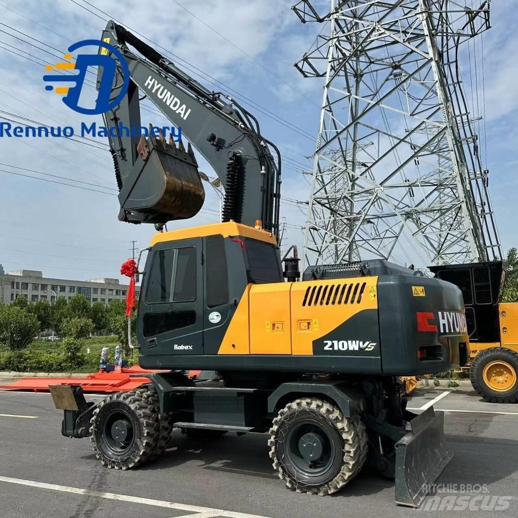 Hyundai 210W-9 Koparki kołowe
