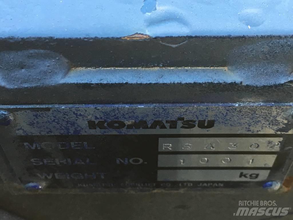 Komatsu RSA302 Chwytak do roll papieru