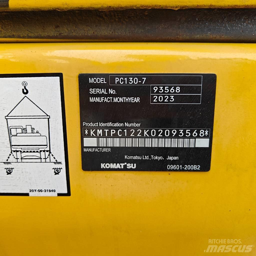 Komatsu 130-7 Koparki gąsienicowe