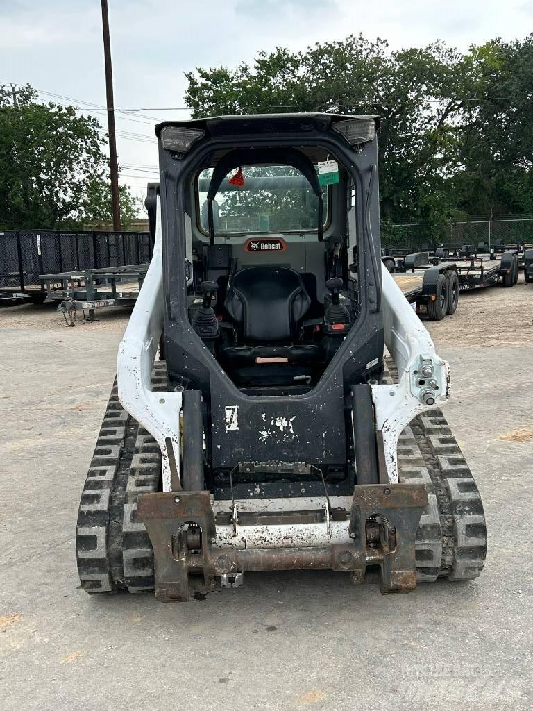 Bobcat T64 Ładowarki burtowe