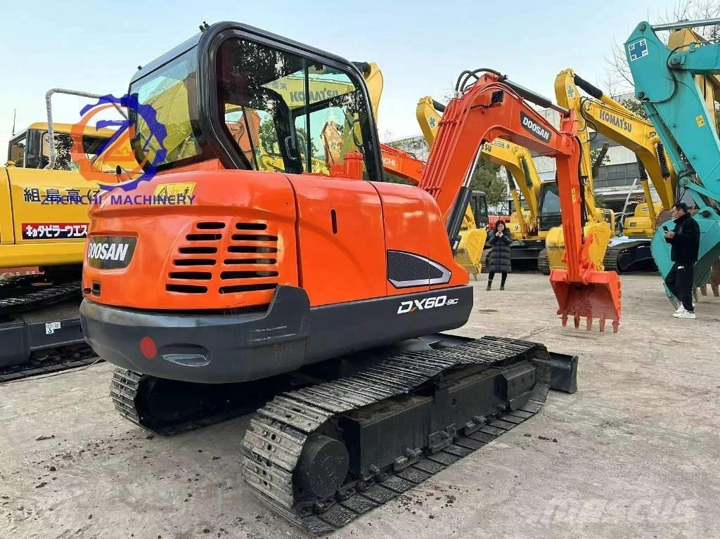 Doosan DX 60 Minikoparki