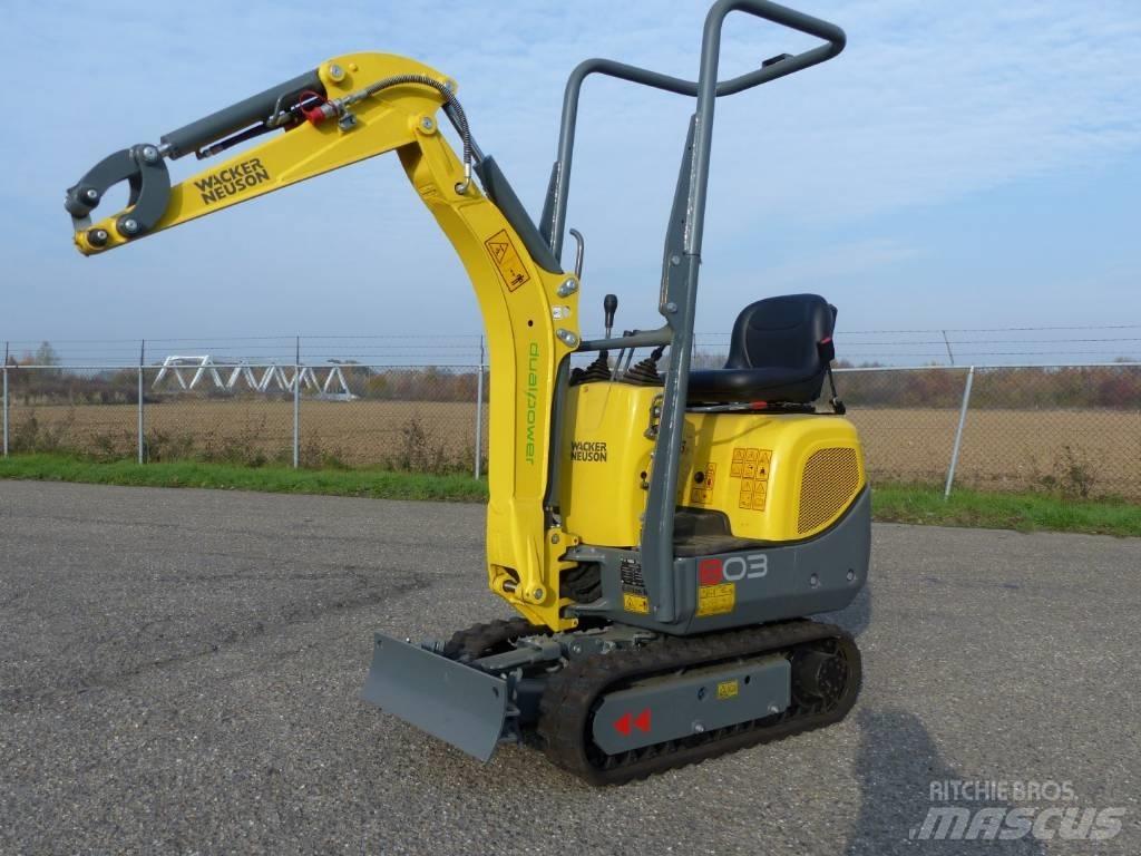Wacker Neuson 803 Minikoparki