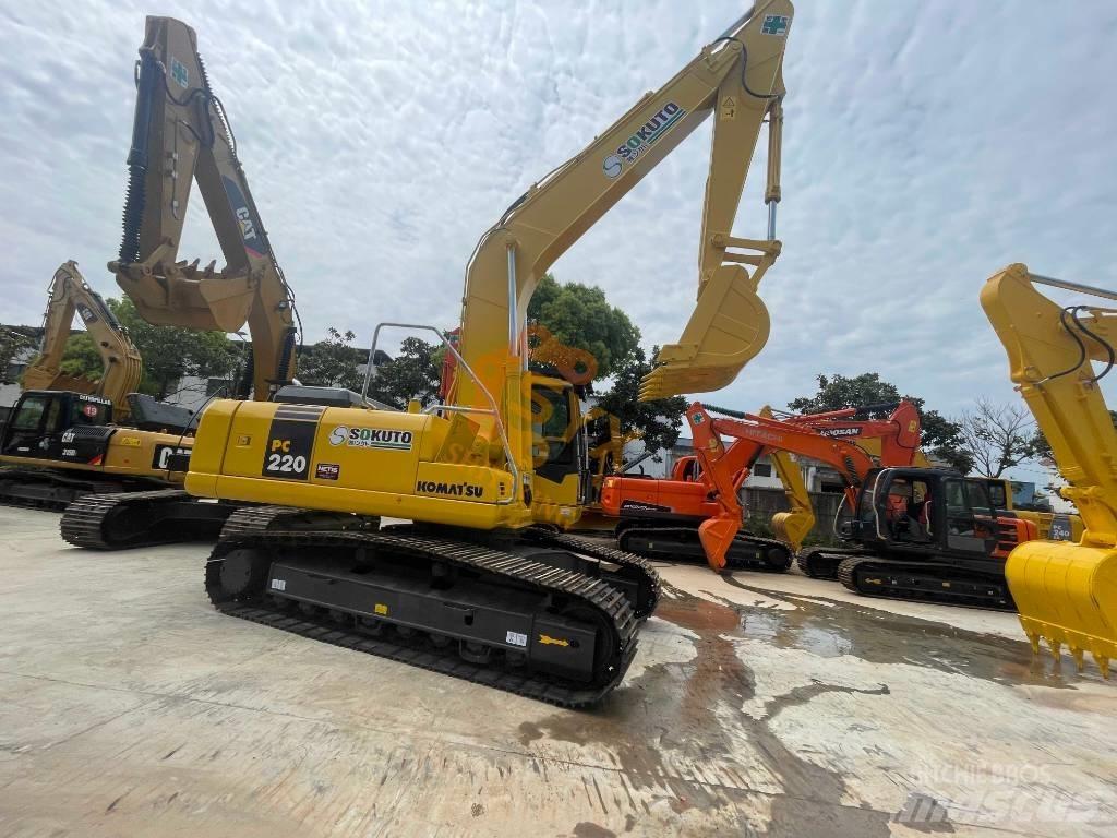 Komatsu PC 220-7 Koparki gąsienicowe