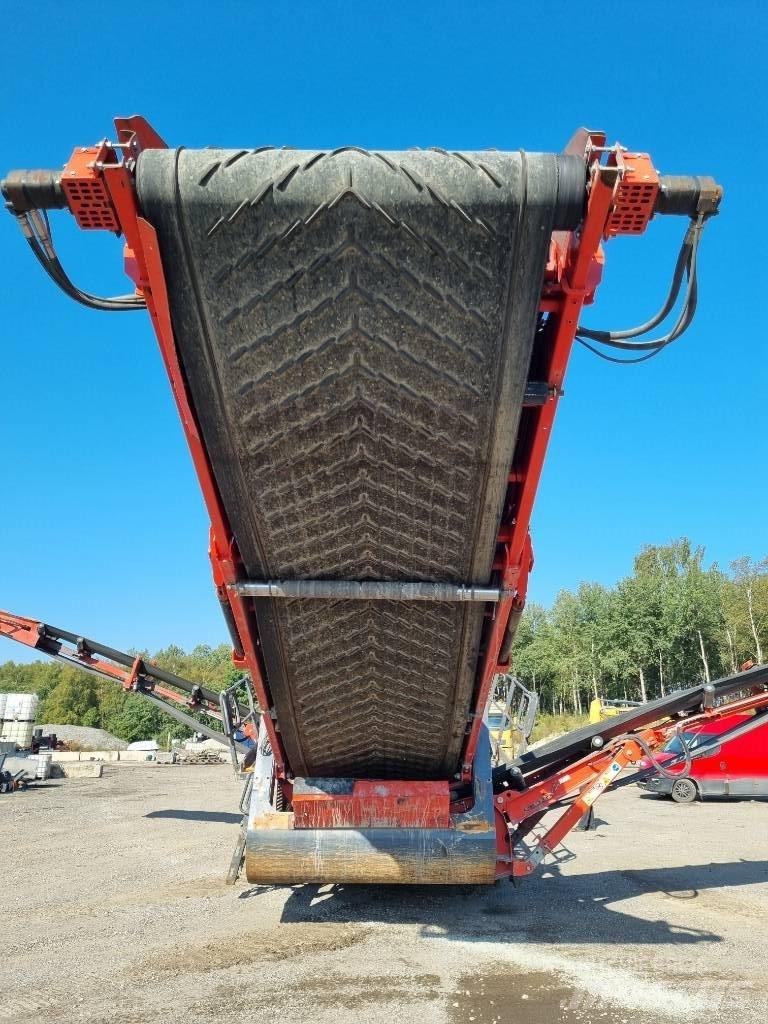 Sandvik QE 441 Przesiewacze mobilne