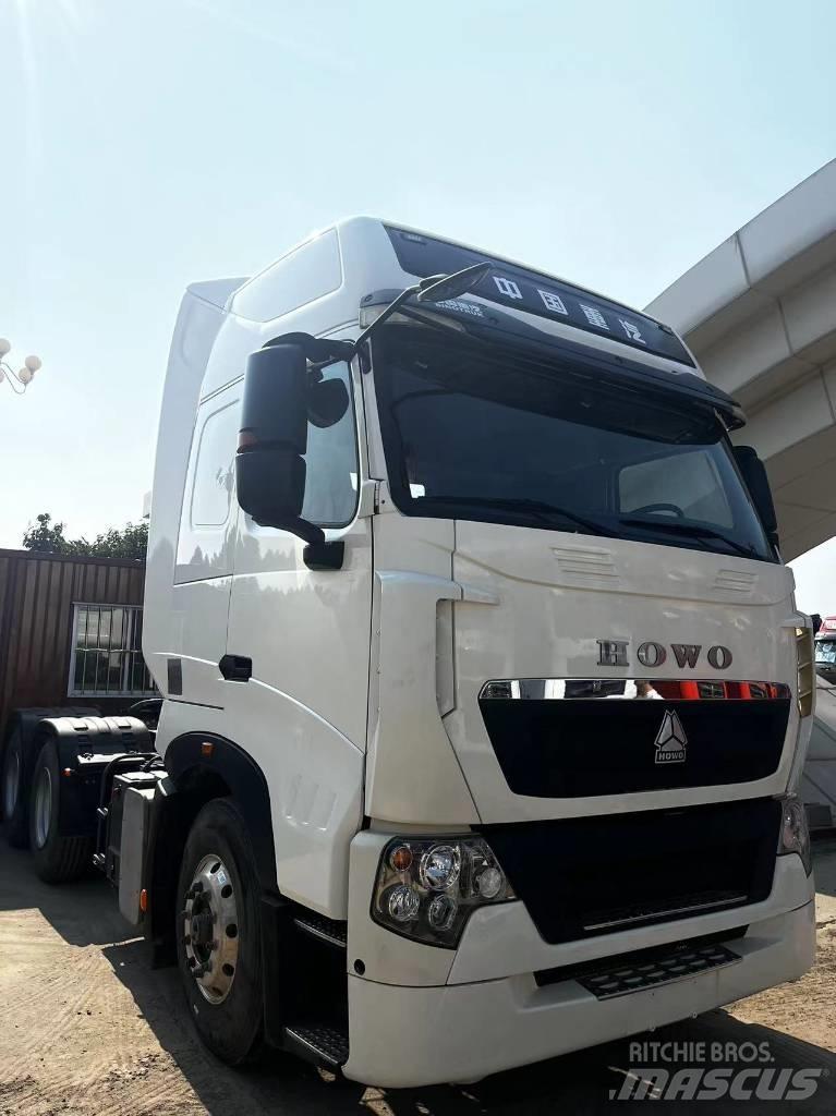 Sinotruk T7H Ciągniki siodłowe