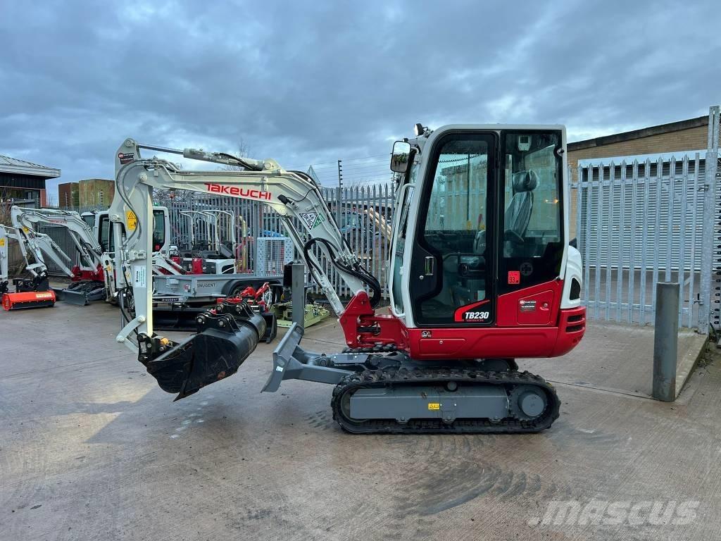 Takeuchi TB 230 Minikoparki