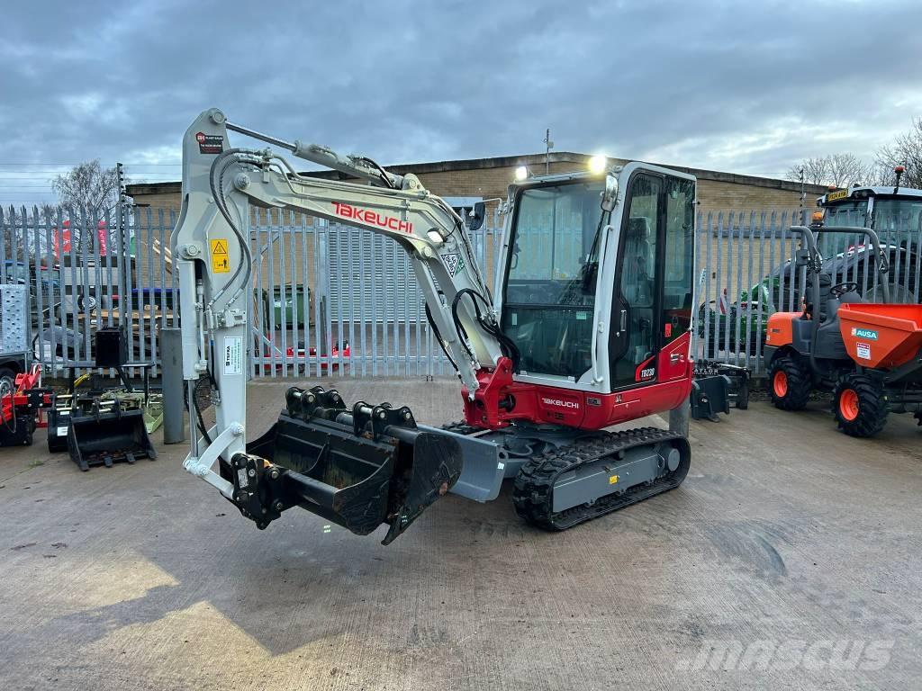 Takeuchi TB 230 Minikoparki