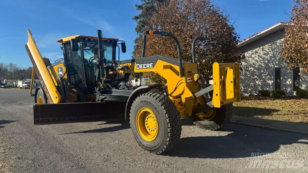John Deere 872 G Równiarki