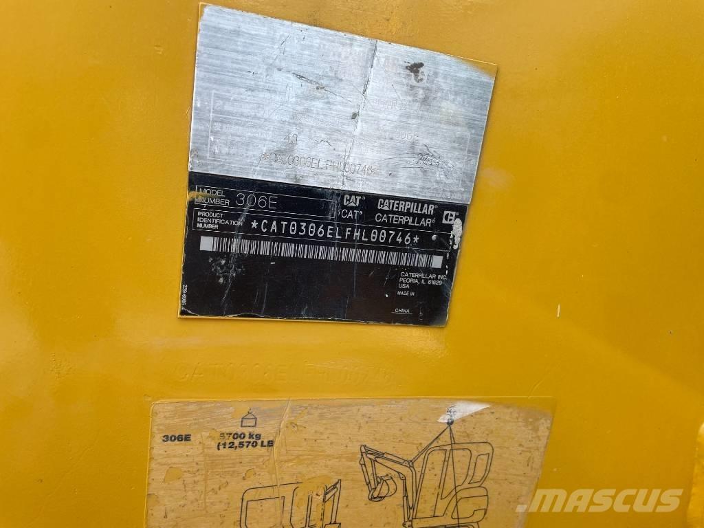 CAT 306 Minikoparki