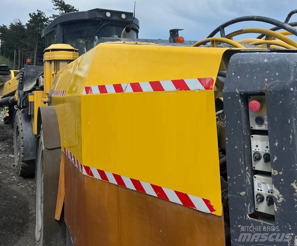 Epiroc E2C Wiertnice do robót pod ziemią