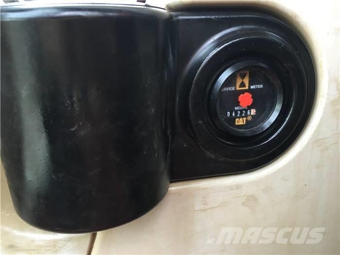 CAT 320 C L Koparki gąsienicowe