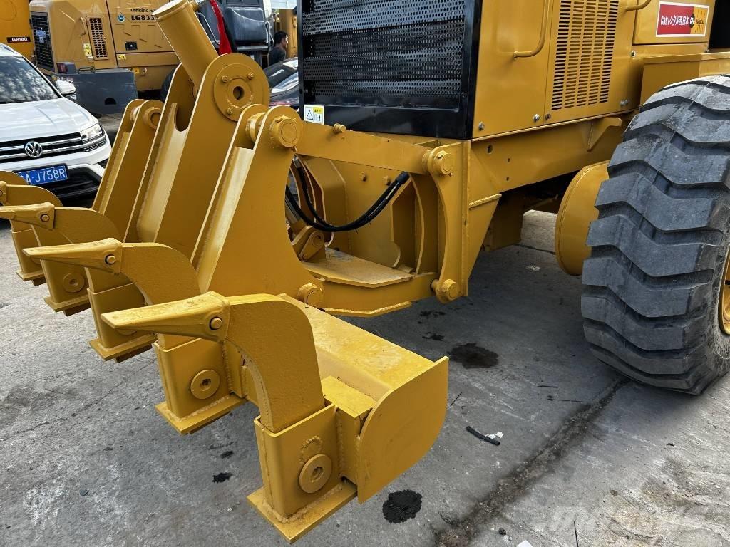 CAT 140H Równiarki