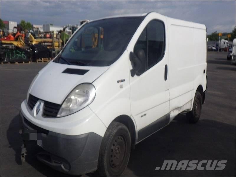 Renault Trafic 2 Samochody dostawcze ze skrzynią zamkniętą