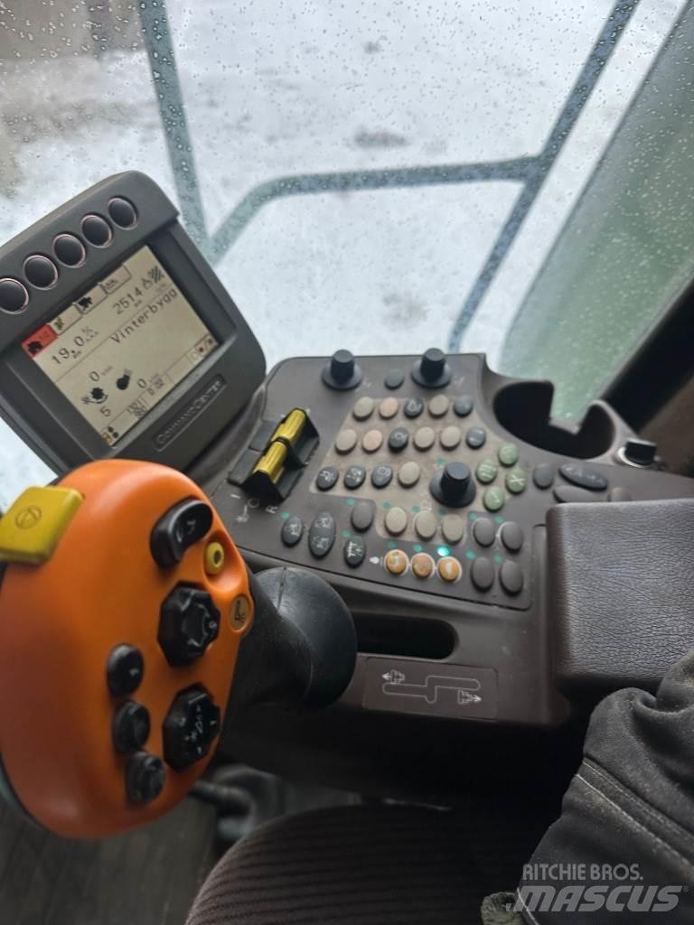 John Deere T550 Kombajny zbożowe