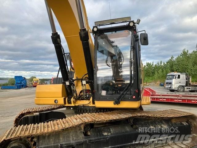CAT 330 Koparki gąsienicowe