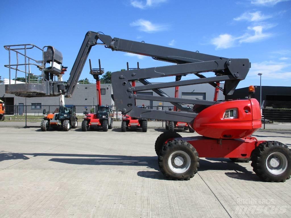 Manitou 160 ATJ (397) Kompaktowe samojezdne wysięgniki podnośnikowe