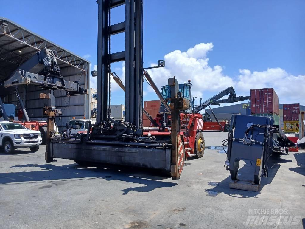 Kalmar DCG100-45ED7 Wozy do składowania i transportu kontenerów