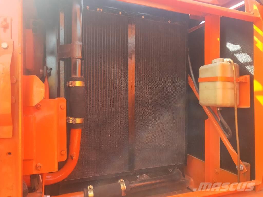 Doosan DH220LC-7 Koparki gąsienicowe