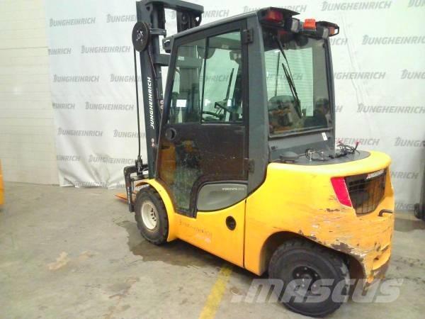 Jungheinrich DFG 430 Wózki Diesla