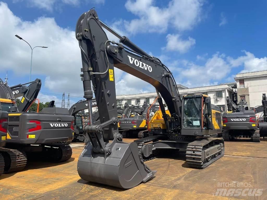 Volvo EC 400 Minikoparki