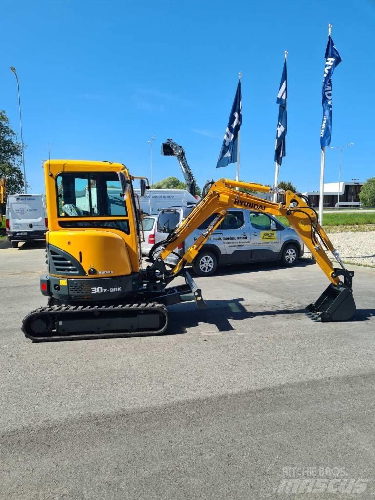 Hyundai R30Z-9AK Minikoparki