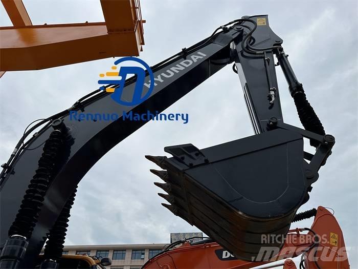 Hyundai R220-9S Koparki gąsienicowe