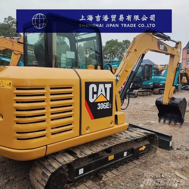 CAT 306 Minikoparki