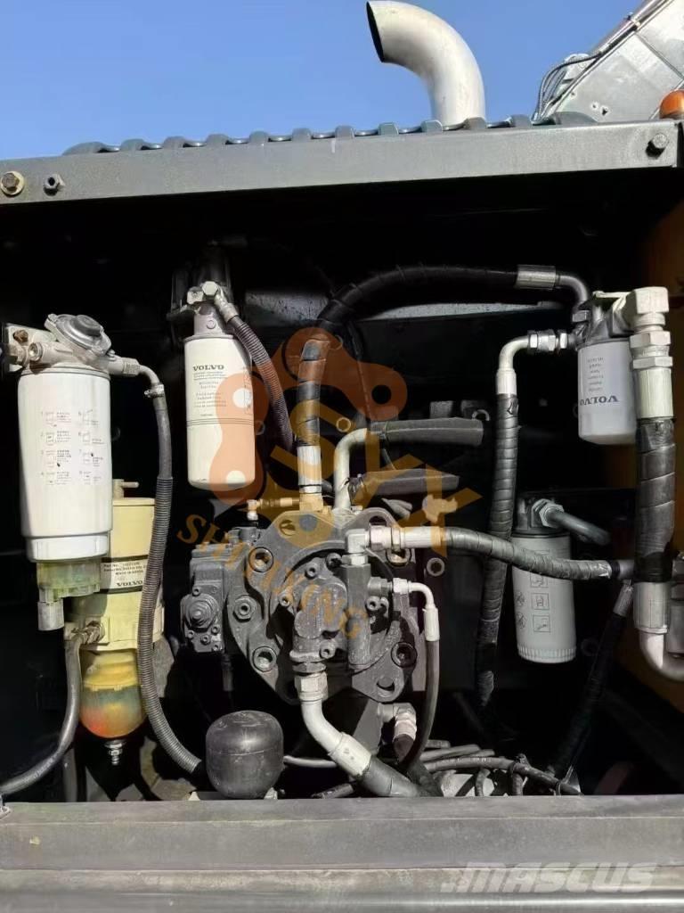 Volvo EC 240 D Koparki gąsienicowe