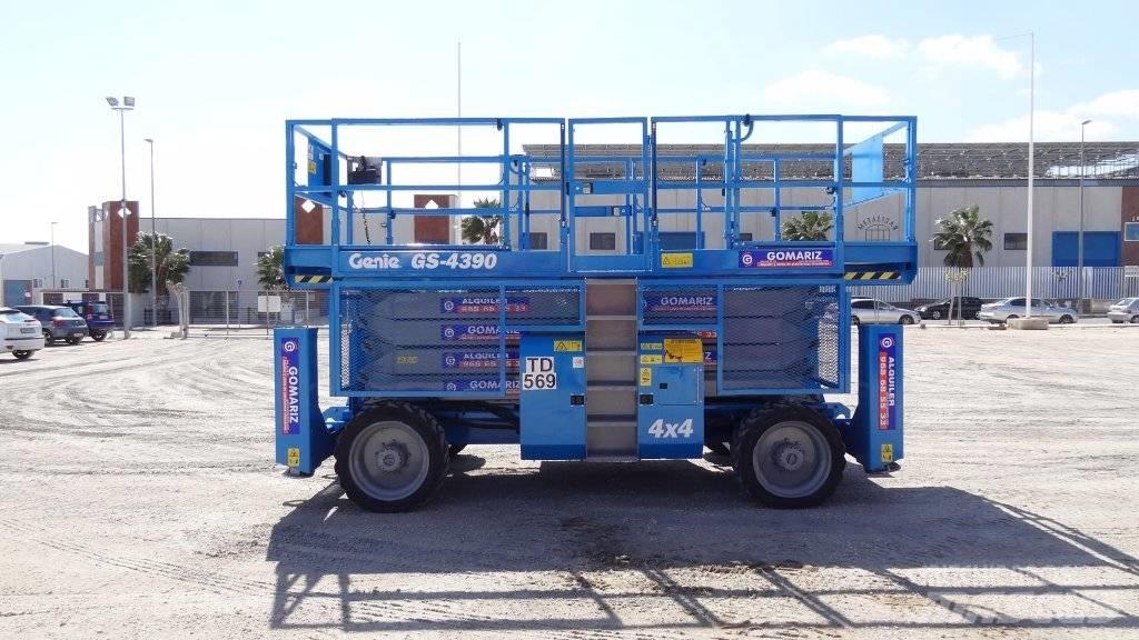 Genie GS 4390 RT Podnośniki nożycowe