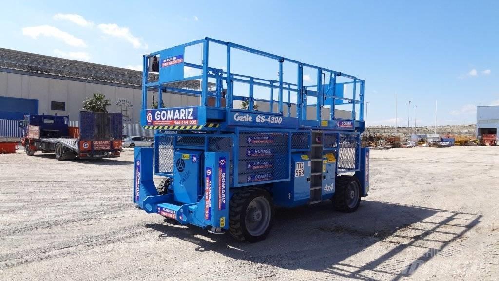Genie GS 4390 RT Podnośniki nożycowe