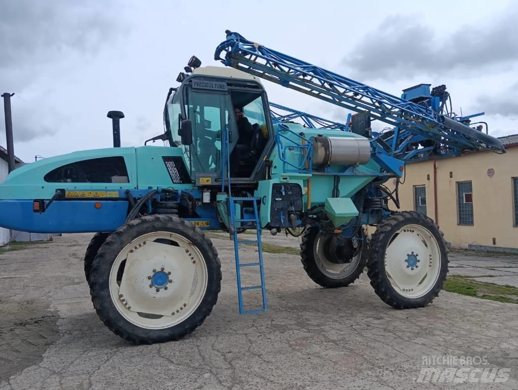 Berthoud UTL 4000 Opryskiwacze samojezdne