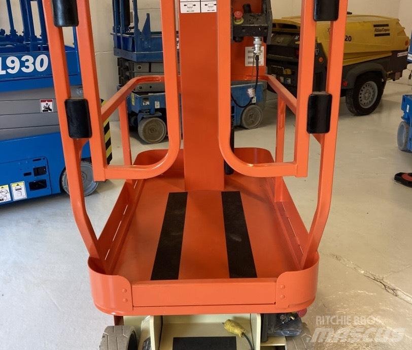 JLG 1230 ES Podnośniki masztowe