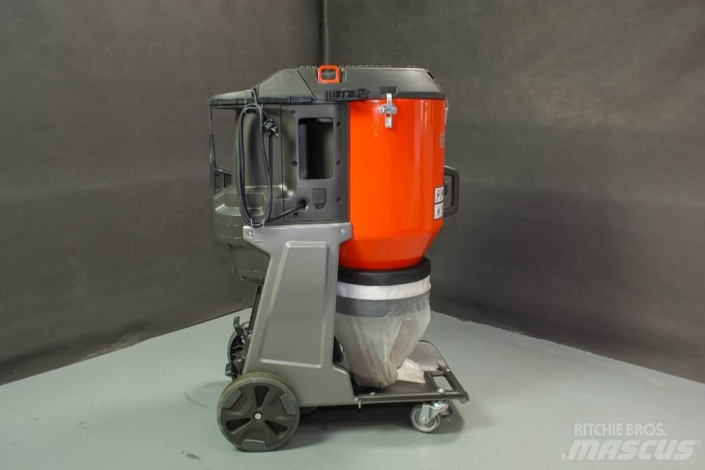 Husqvarna DE120 Maszyny budowlane - Inne
