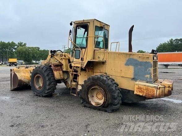 Komatsu WA 320-1 Ładowarki kołowe